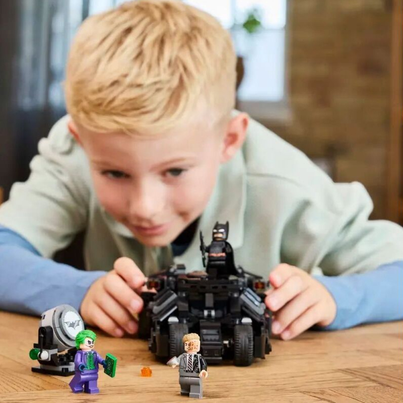 لگو دی سی مدل ماشین بتمن مقابل تو فیس و جوکر