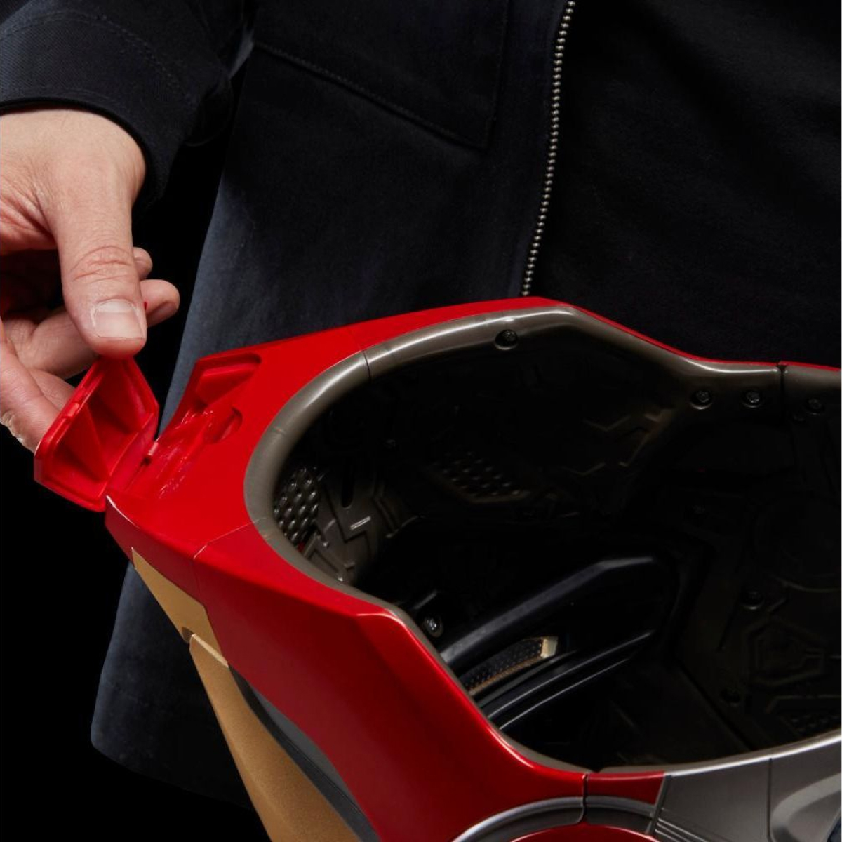 ماسک آیرون من